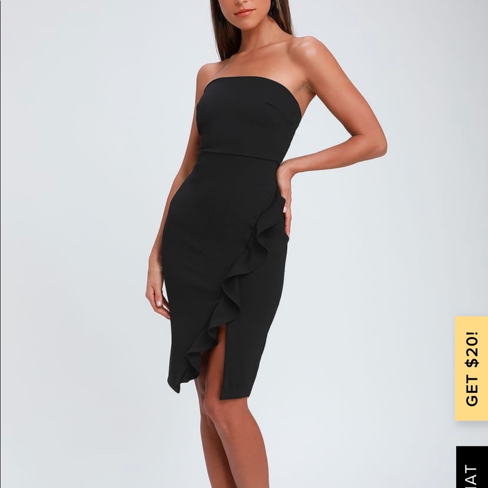 Lulu’s black ruffled strapless bodycon dress